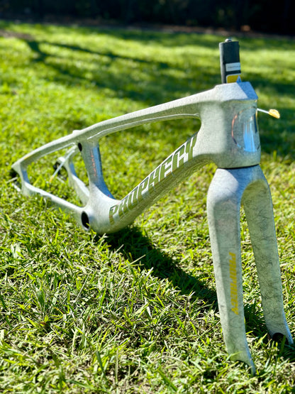 Dirty White Prophecy SCUD EVO3 Carbon BMX Disc Frame & Forks Kit (Gloss White with Black Splatter)